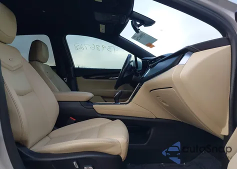 2017 Cadillac Xt5 Standard z USA, uszkodzony, nr VIN 1GYKNARS6HZ119547